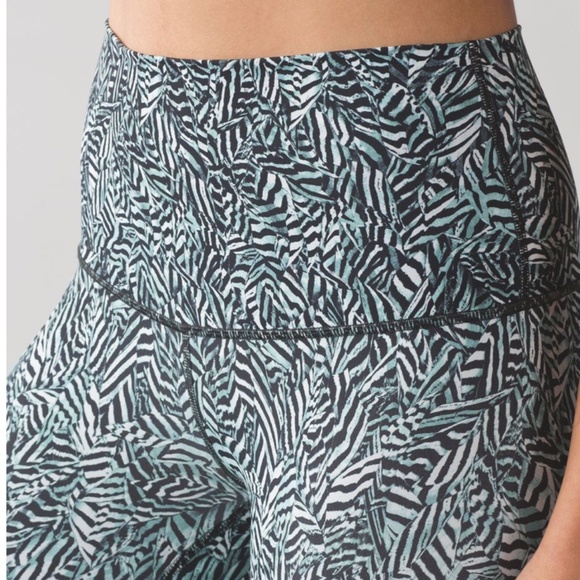 Lululemon Wunder Under Pant (Hi-Rise) (Dazzle Nulux) Size 10 - Picture 2 of 8